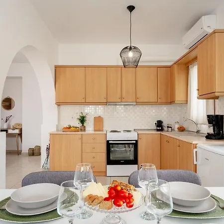 Orkos Naxian Wave 3 Hébergement de vacances *